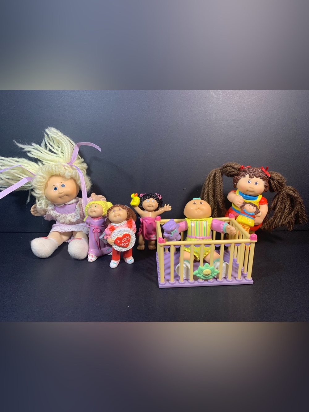 Vintage 1984 Cabbage Patch Kids PVC Figures Lot Crib Miniatures 80s Toy